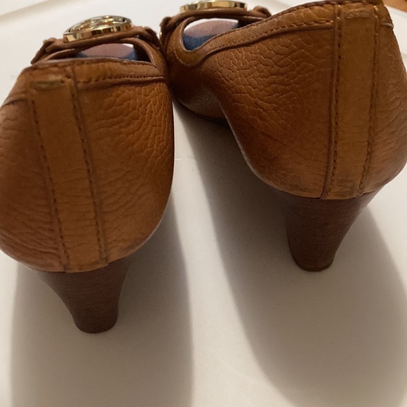 Tory Burch Amanda Wedge Pip Toe Shoes - Picture 5 of 11